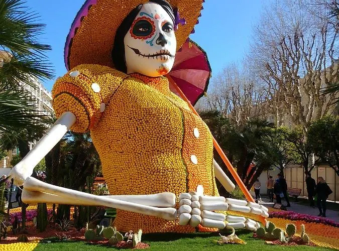 Avec Parking Prive Au Coeur De La Апартаменти Мантон