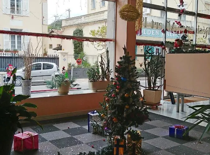 Avec Parking Prive Au Coeur De La Апартаменти Мантон